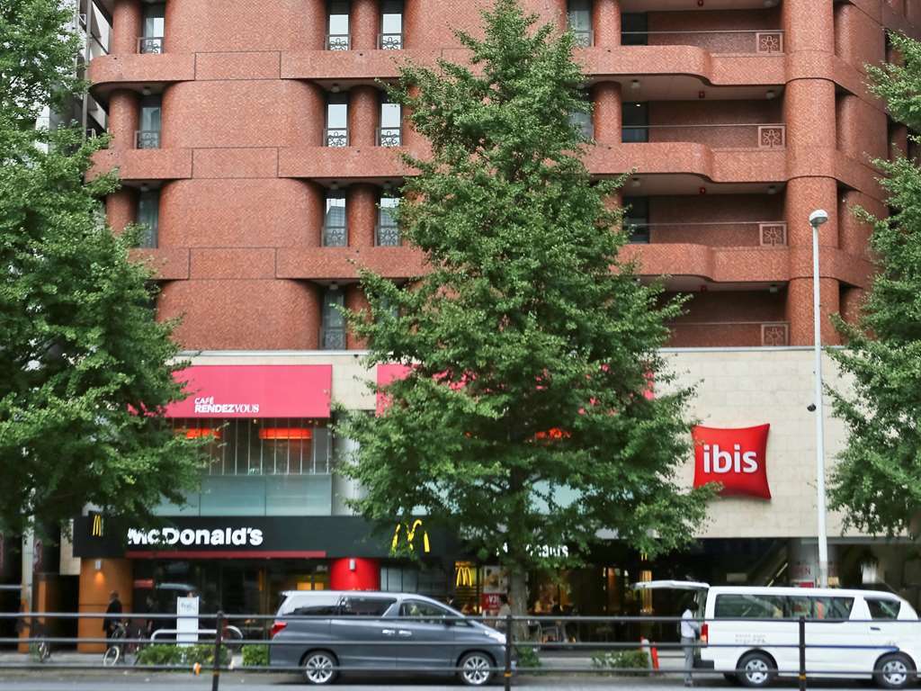 Ibis Tokyo Shinjuku Hotel Exterior photo